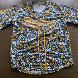 New Savannah Bananas Baseball Jersey – Sizes Large – New Team Apparel!
