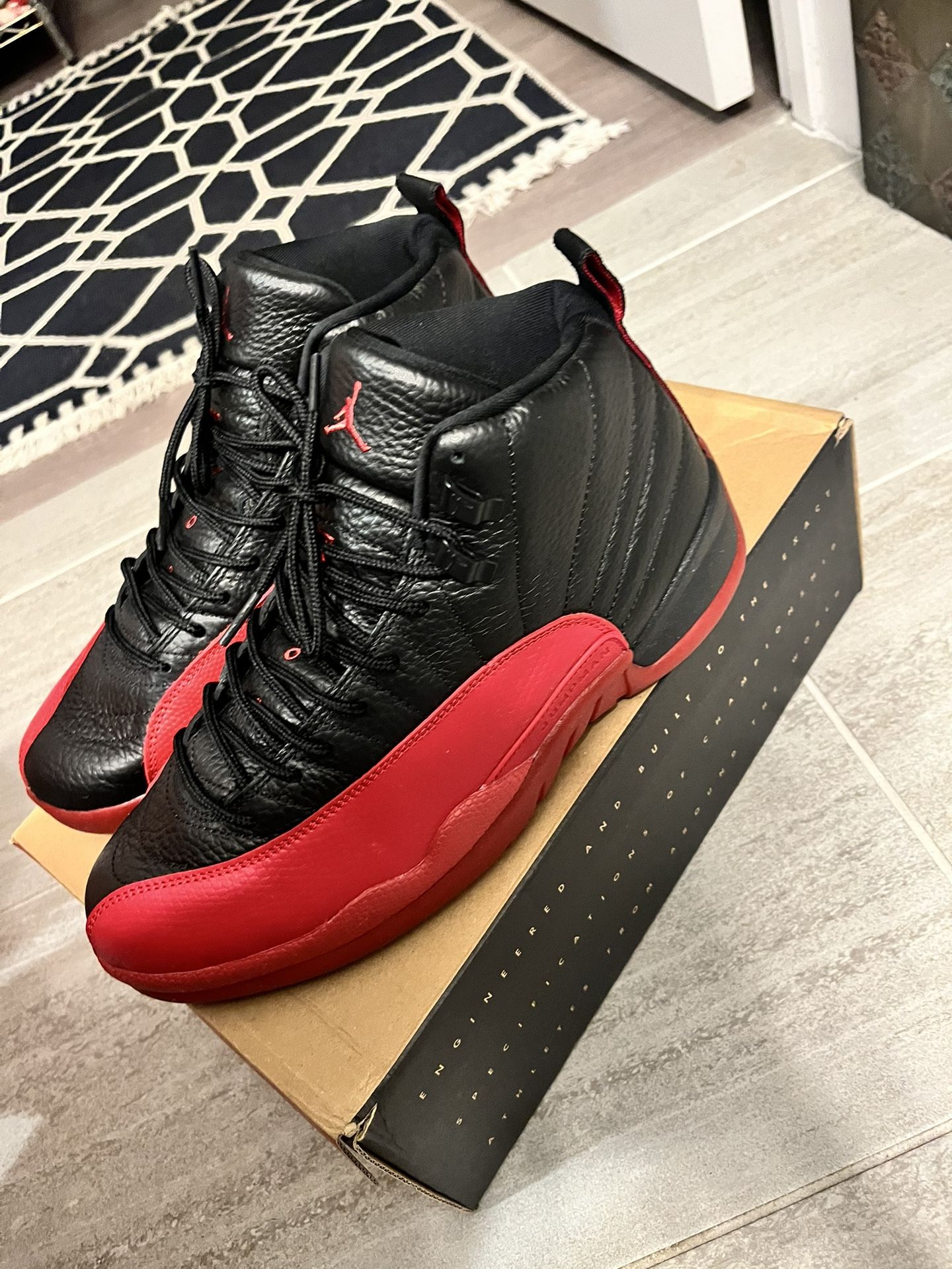 Jordan 12 Flu Game “SIZE 10”