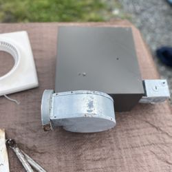 NuTone One Bulb Heat A Vent