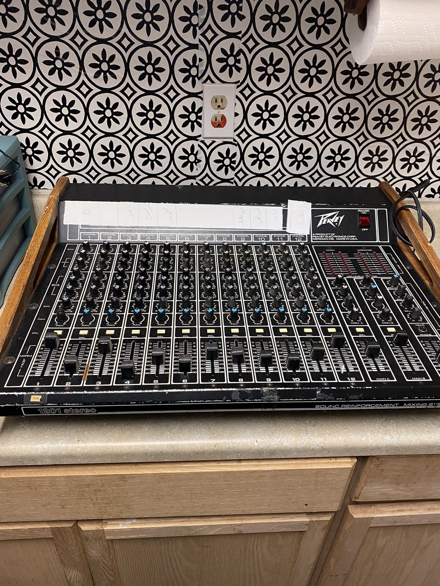 Peavey 1201 Stereo Mixing Console