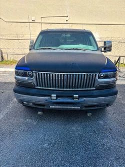 2001 Chevrolet Suburban