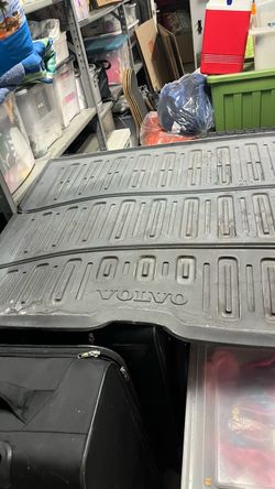 Volvo trunk mat