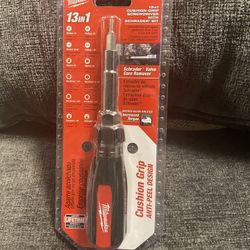 Milwaukee 13 In 1 Cushion Grip Screwdriver With S grader Bit 