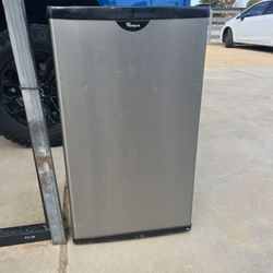 Whirlpool Small Refrigerator 