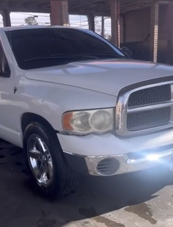 2004 Dodge Ram