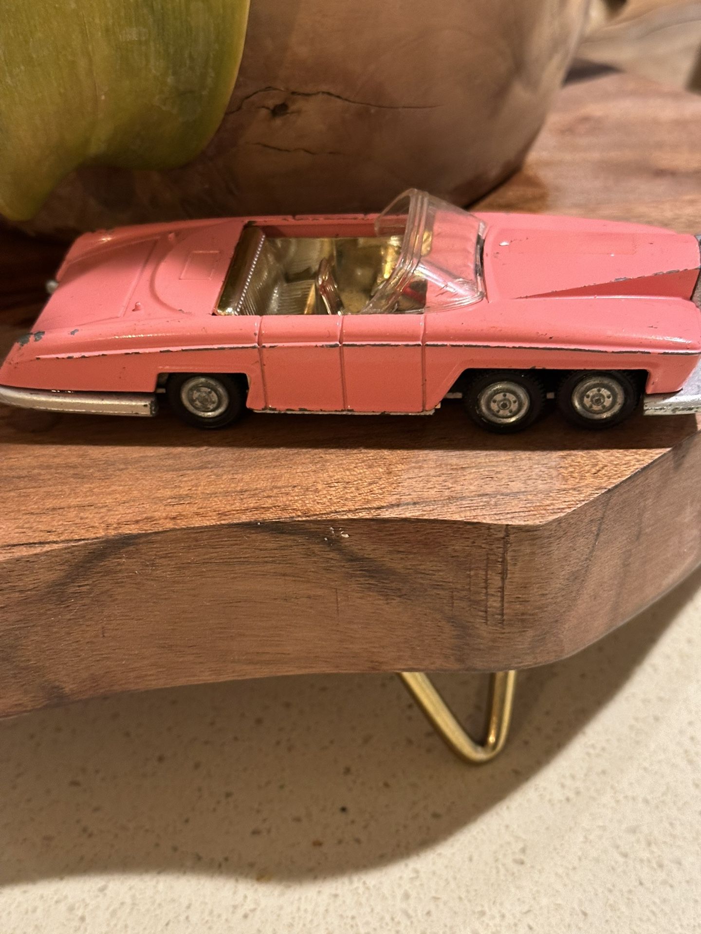 COLLECTIBLE PINK THUNDERBIRD