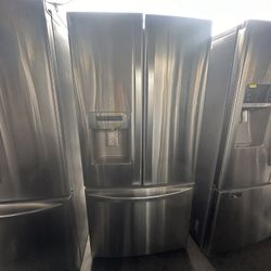 Kenmore French Door Apt Size 33” Stainless Steel Fridge We Deliver And Install👨🏻‍🔧🚚