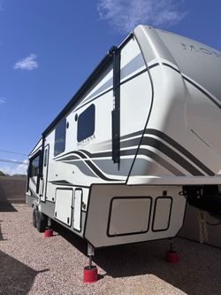 2022 Keystone Montana