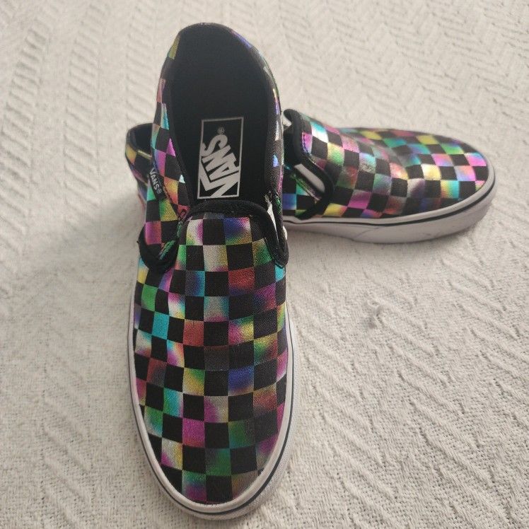 🌈 Vans Slip-On Shoes – Rainbow Holographic Checkerboard – Women’s Size 6 ✨