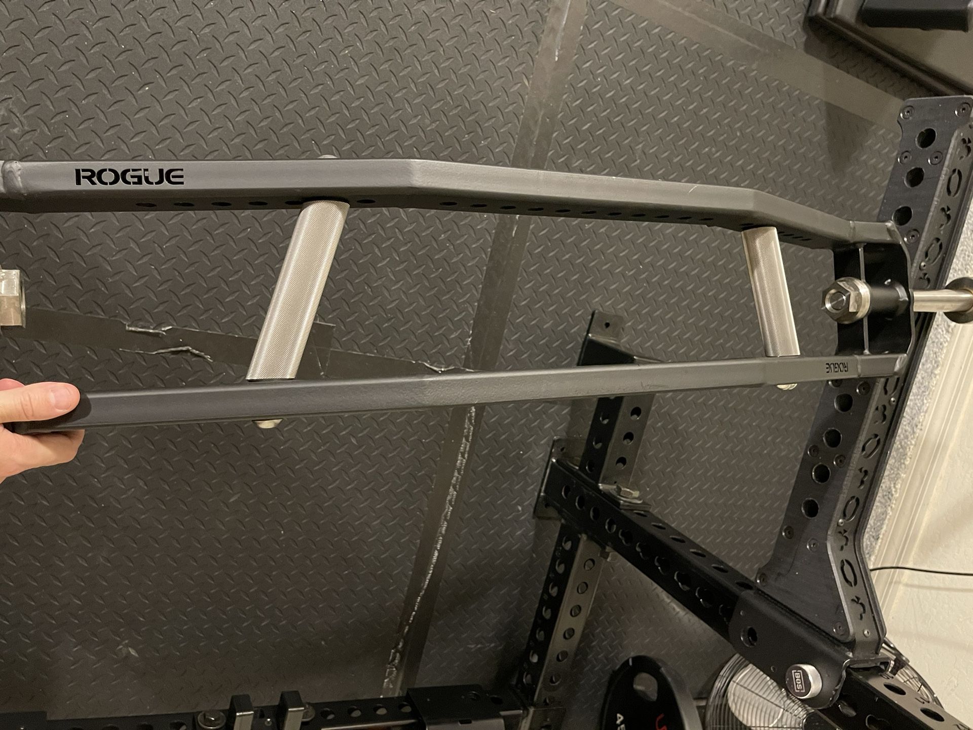 Rogue Fitness Multigrip Cambered Barbell MG-4CN