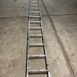 Escalera de Aluminio De 12 Pies 