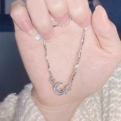 Moon shell mother bracelet light luxury high-end new sterling silver color girlfriend niche exquisite star-picking girlfriend gift