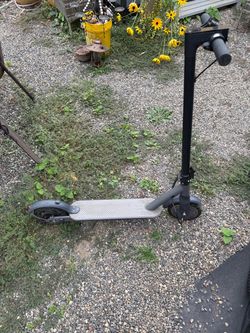 Electric Scooter “read description”