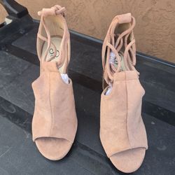 Women Shoes 