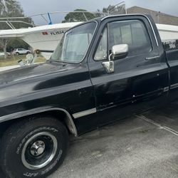 Small Block 1984 Short Bed Chevy C10