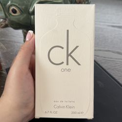 CK one  Calvin Klein 6.7 FL OZ   200 ml e  unisex