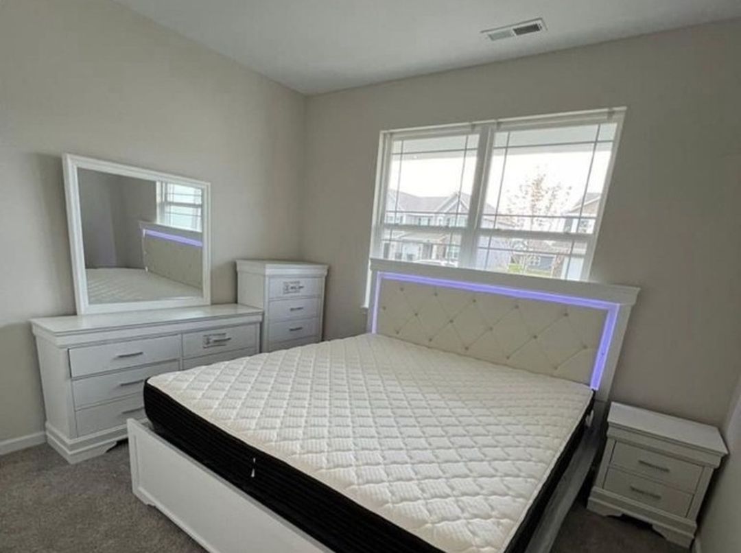 Brand New Complete Bedroom Set Are Available With Free Delivery And Cash On Delivery