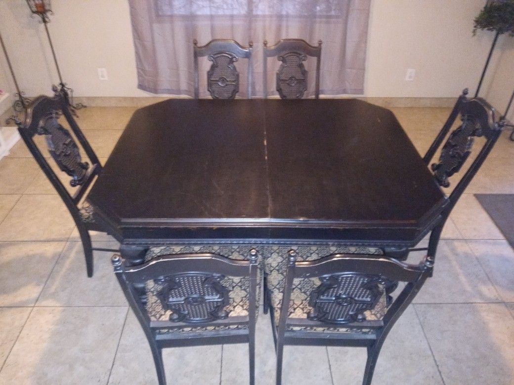 Kitchen Table / Dining Table + 6 Chairs