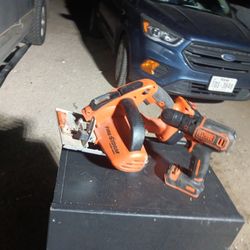 2 Black And Decker Tools Battery 