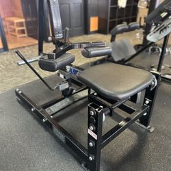 Hammer Strength Seated Calf Raise