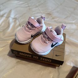 Baby Shoes 