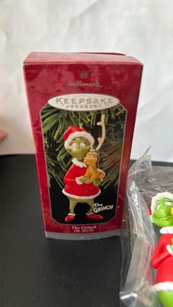 Hallmark Keepsake The Grinch Dr. Seuss Ornament