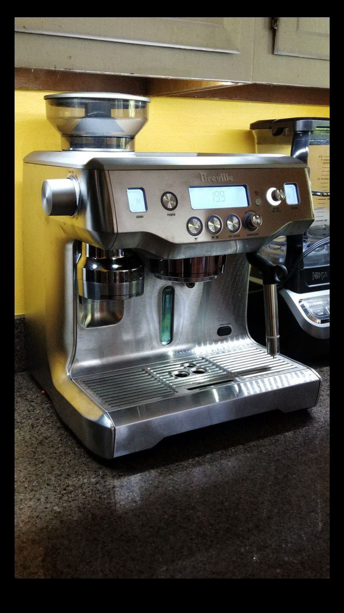 Breville Oracle BES980XL Espresso Machine for Sale in Seattle, WA OfferUp