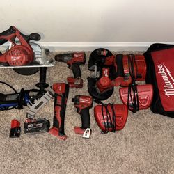 Milwaukee M18 And M12 Set 