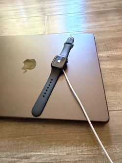 Apple Watch Series 7 GPS 41mm