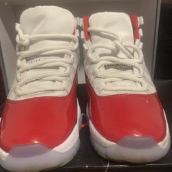 Jordan 11 Cherry Size 8