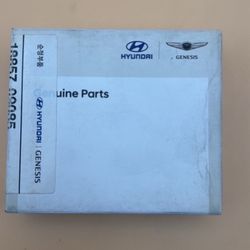 Genuine OEM Spark Plug 4PCS 1(contact info removed)85 for Hyundai Genesis G70 Sonata Kia Optima