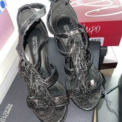 Kenneth Cole Reaction Heels Sz 7