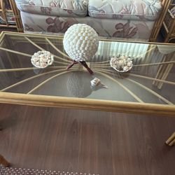 Coffee table— Beautiful 