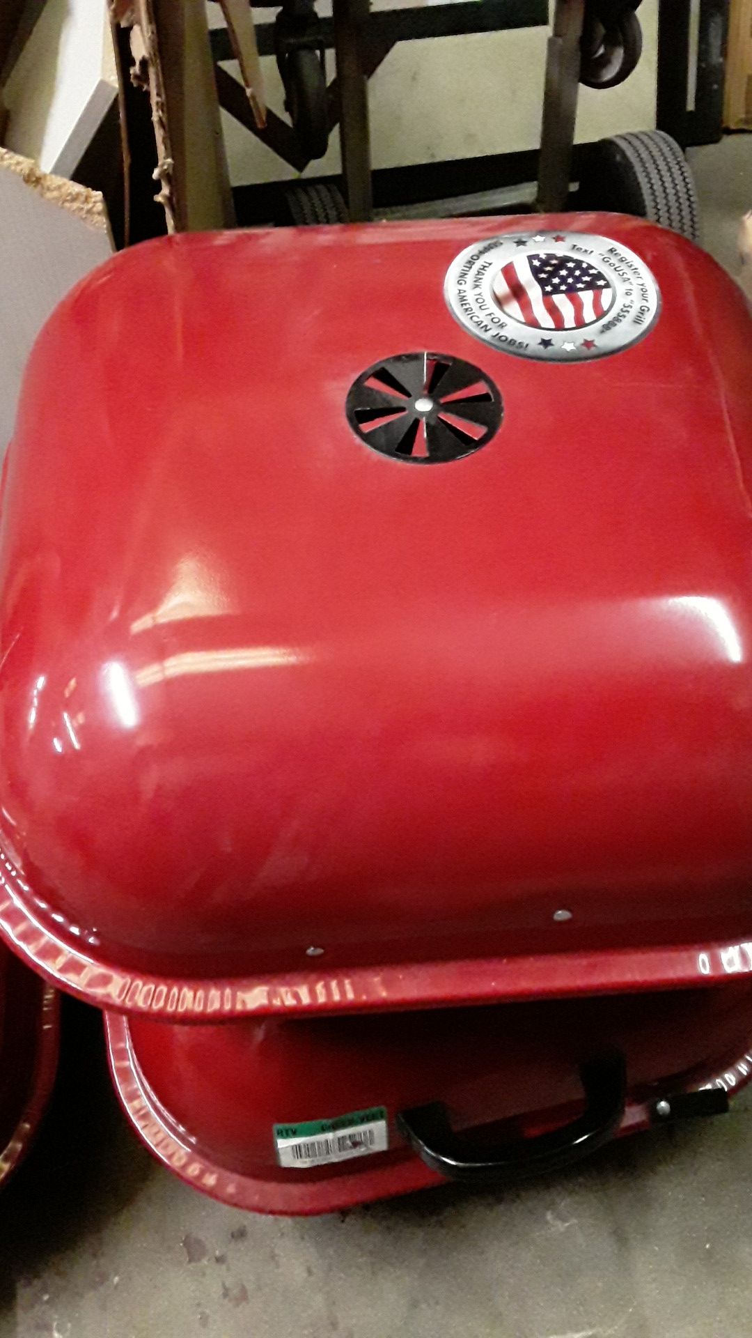 I'm special BBQ no legs. Brand new.