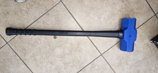 NUPLA 20LB RUBBER HANDLE SLEDGE HAMMER 90$