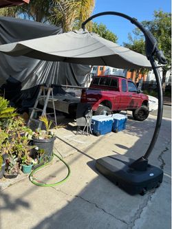 BEAUTIFUL PATIO UMBRELLA GRAY COLOR