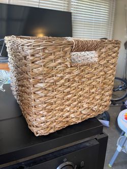 Woven basket
