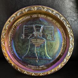 Carnival Glass American Bicentennial (1(contact info removed)) 8" Golden Decorative Plate Boxed.