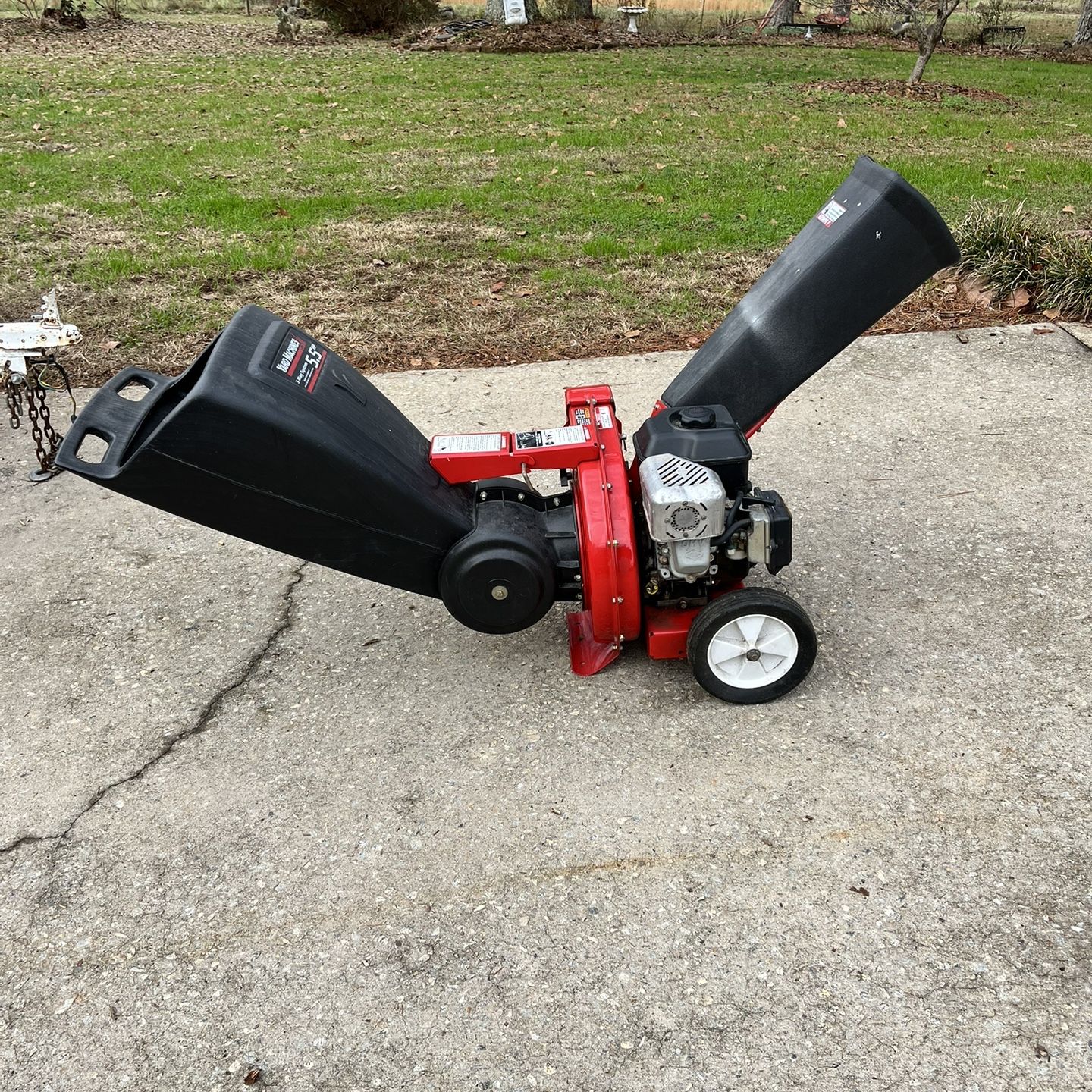 Yard Machines 5.5hp Chipper Shredder for Sale in Central SC OfferUp