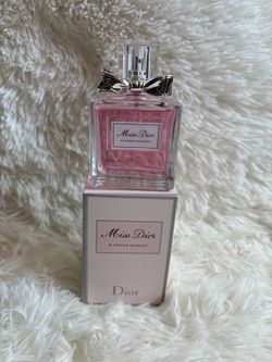 Miss Dior perfume