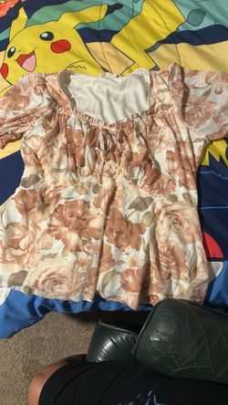 XL women’s floral blouse