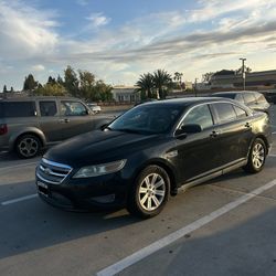2011 Ford Taurus