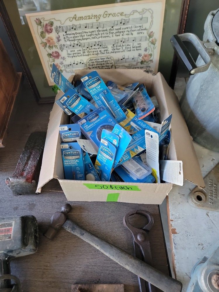 Tons Of Tool Bits At A Great Price