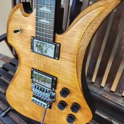 B.C. Rich Mockingbird X copy Unbranded guitar Custom Build Floyd Rose Natural Golden Flame 