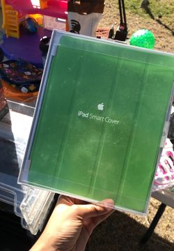 IPAD SMART COVER NEVER BEEN USED