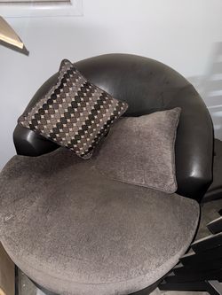 Round Black Leather Swivel Chair sofa with Ottoman