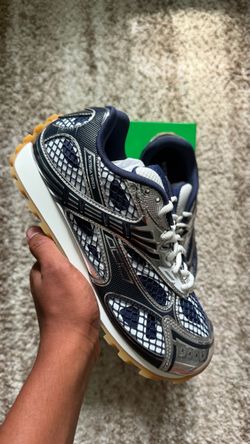 dark blue bottega orbits size EU 43 (U.S 10-9.5)