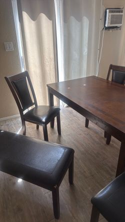 table and chairs
