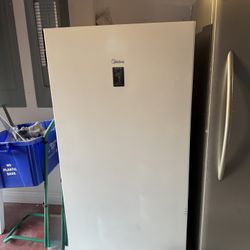 Convertible Fridge Freezer 