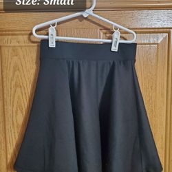 Girls Skirt, Size S